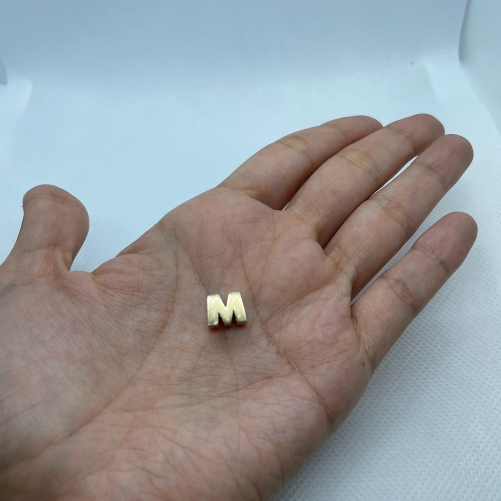 Retired 14k Solid Yellow Gold James Avery Chunky Letter M Charm Bead - Picture 5 of 7